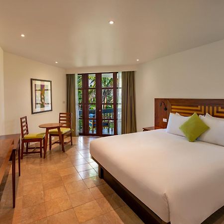 Hotel The Warwick Fiji Korolevu  Exterior foto